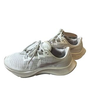 Nike air zoom Pegasus 37 size 9 two-tone gray women's running shoe